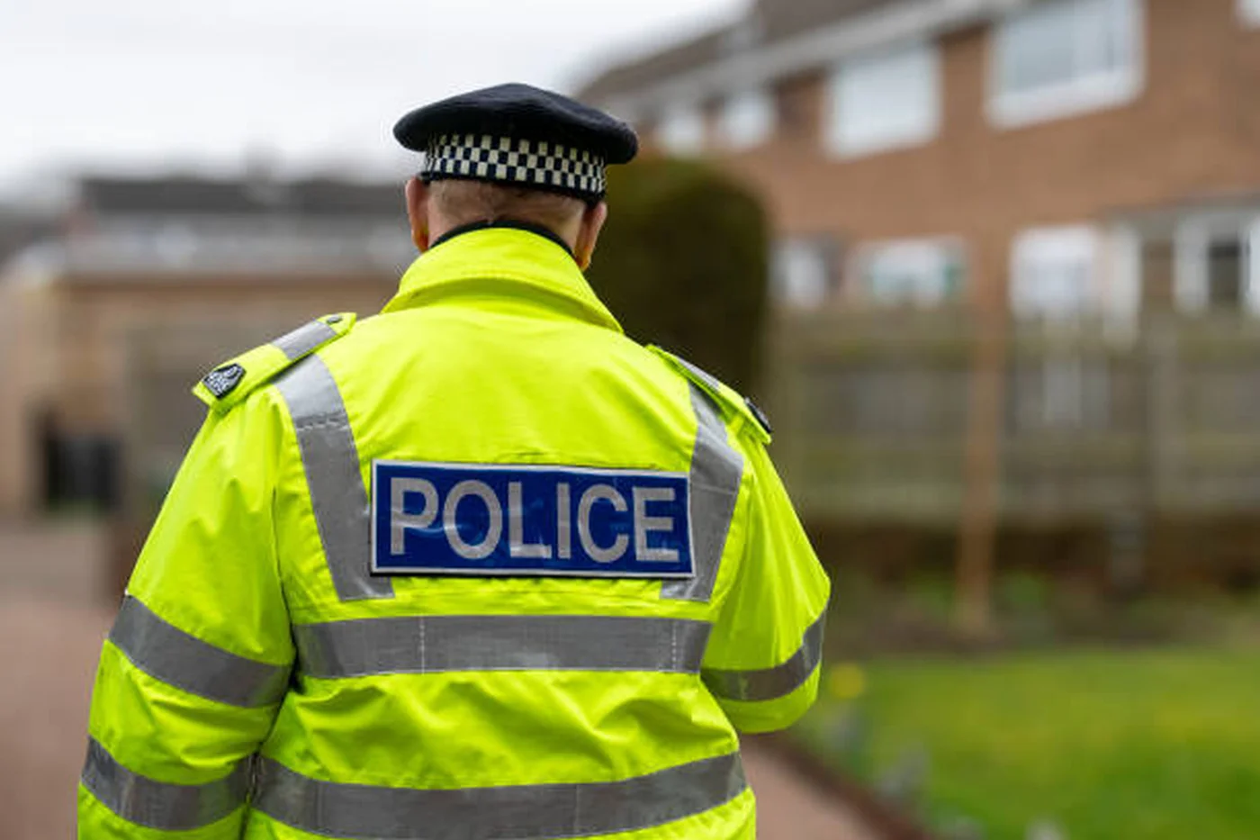 Proteste violente în Belfast după înjunghierea unui bărbat