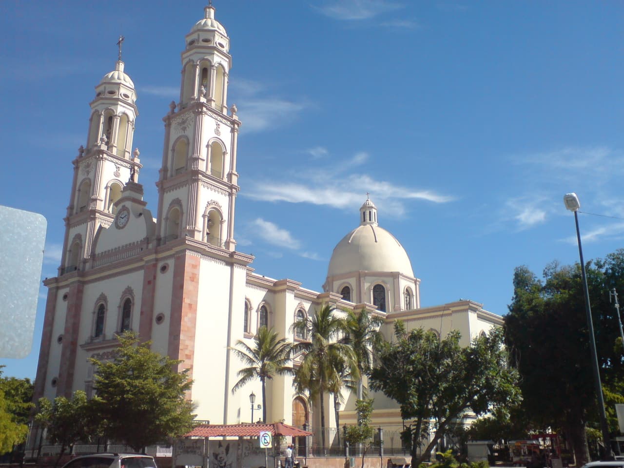Catedrala din Culiacán, orașul din statul Sinaloa unde a fost ucis influencerul César Gastélum