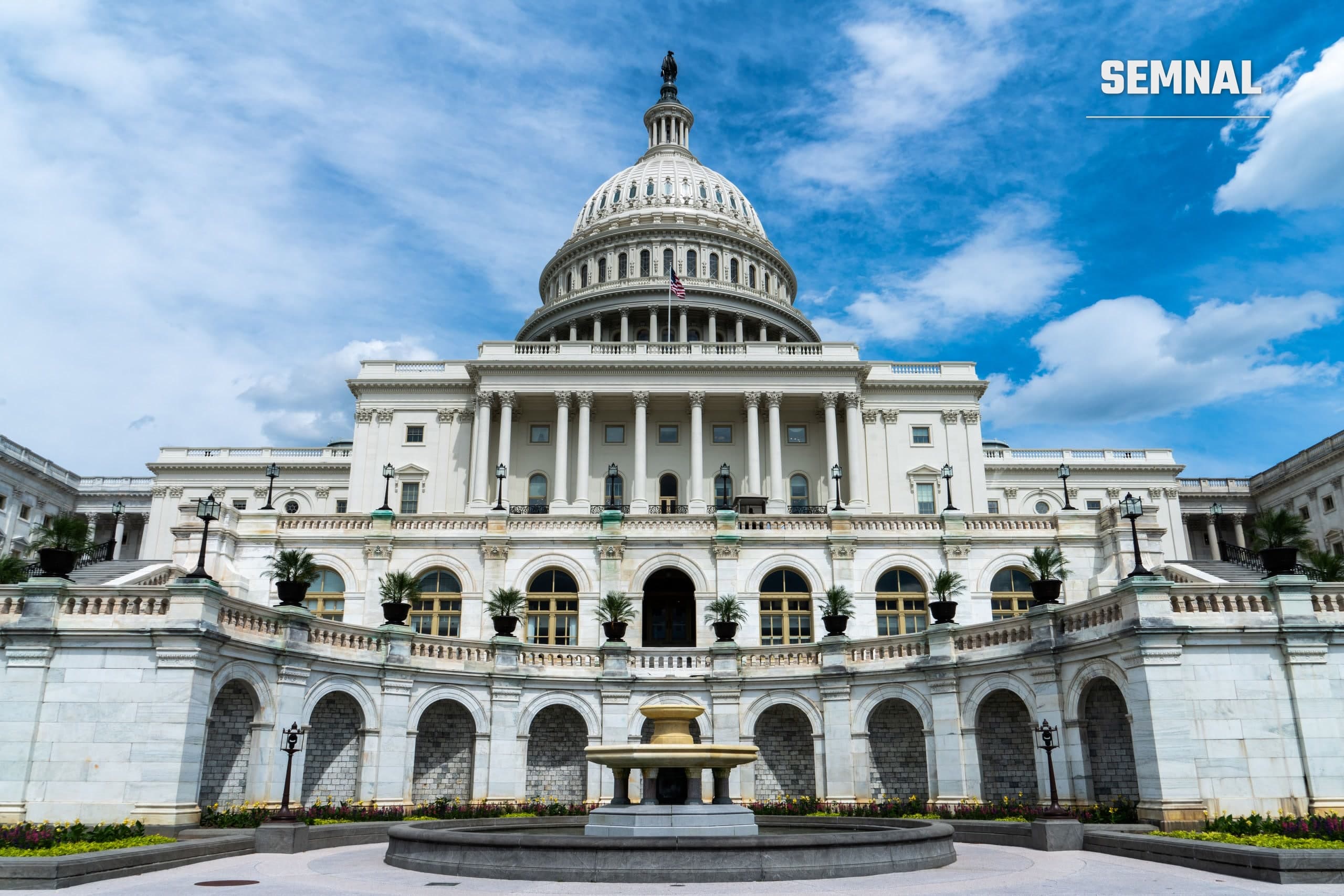 Clădirea Capitoliului Statelor Unite, sediul Congresului american, la Washington D.C.