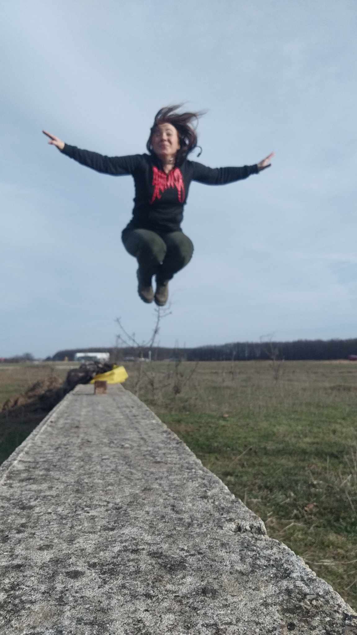 Am tălpile argintii și vindecate de plâns