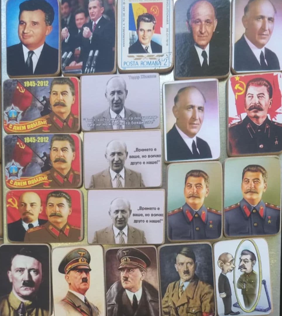 Bere rece, înghețată și cafea, lângă magneți cu Hitler, Ceaușescu, Putin și Todor Jivkov