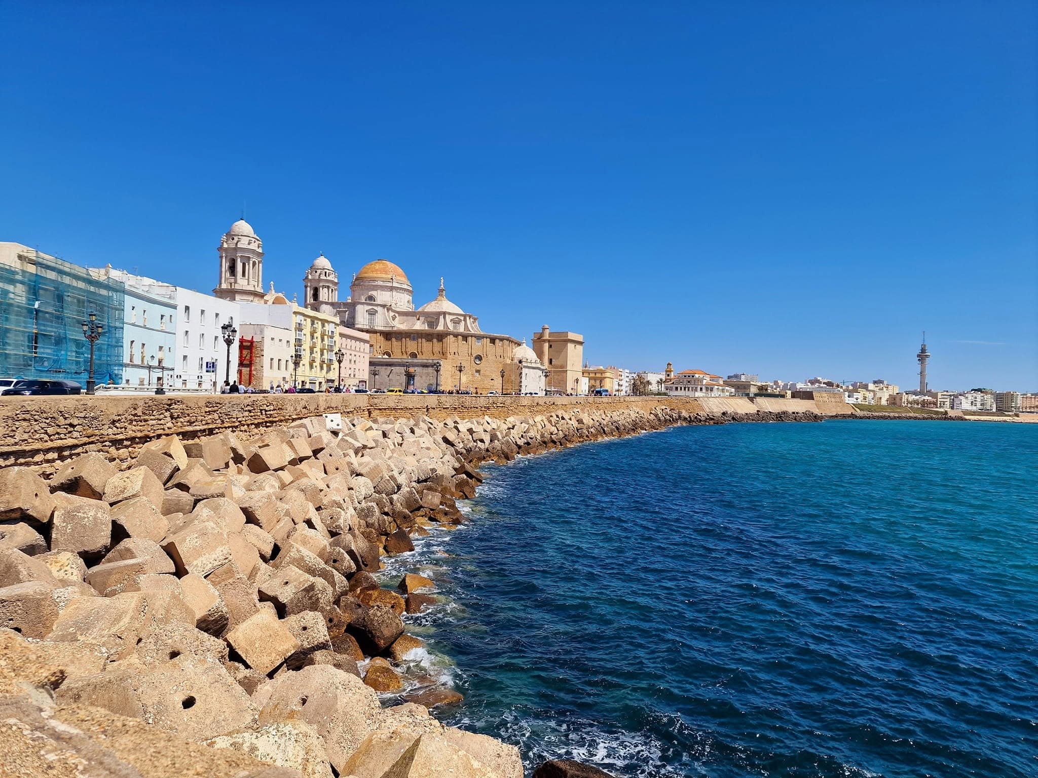 Cádiz sau cum am învățat că uneori cea mai bună decizie este să nu te grăbești