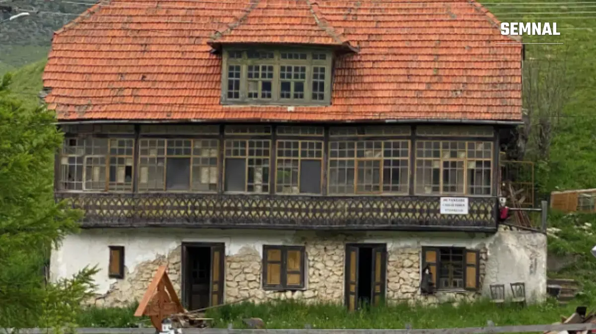 Jurnalistul Charlie Ottley deschide un pub englezesc în Șirnea