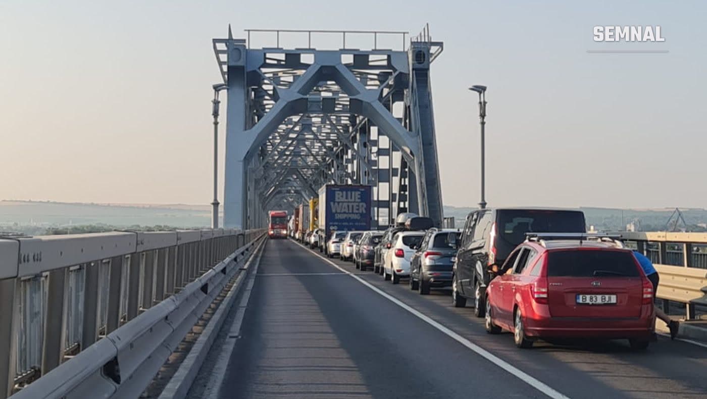 Podul de la Giurgiu-Ruse, trafic oprit.