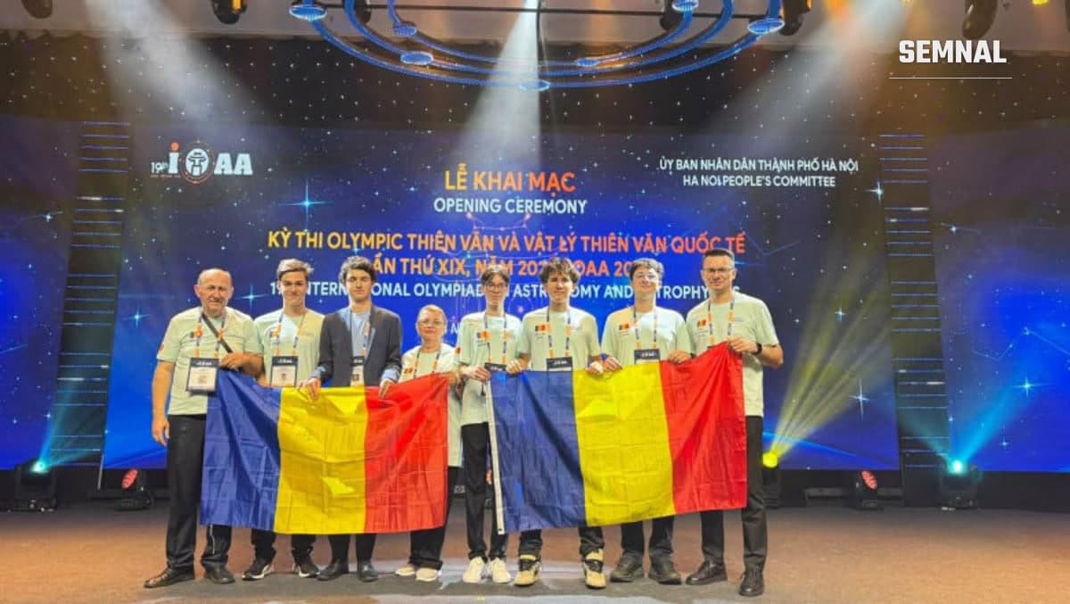 In imagine sunt elevii români medaliați la Olimpiada Internațională de Astronomie.