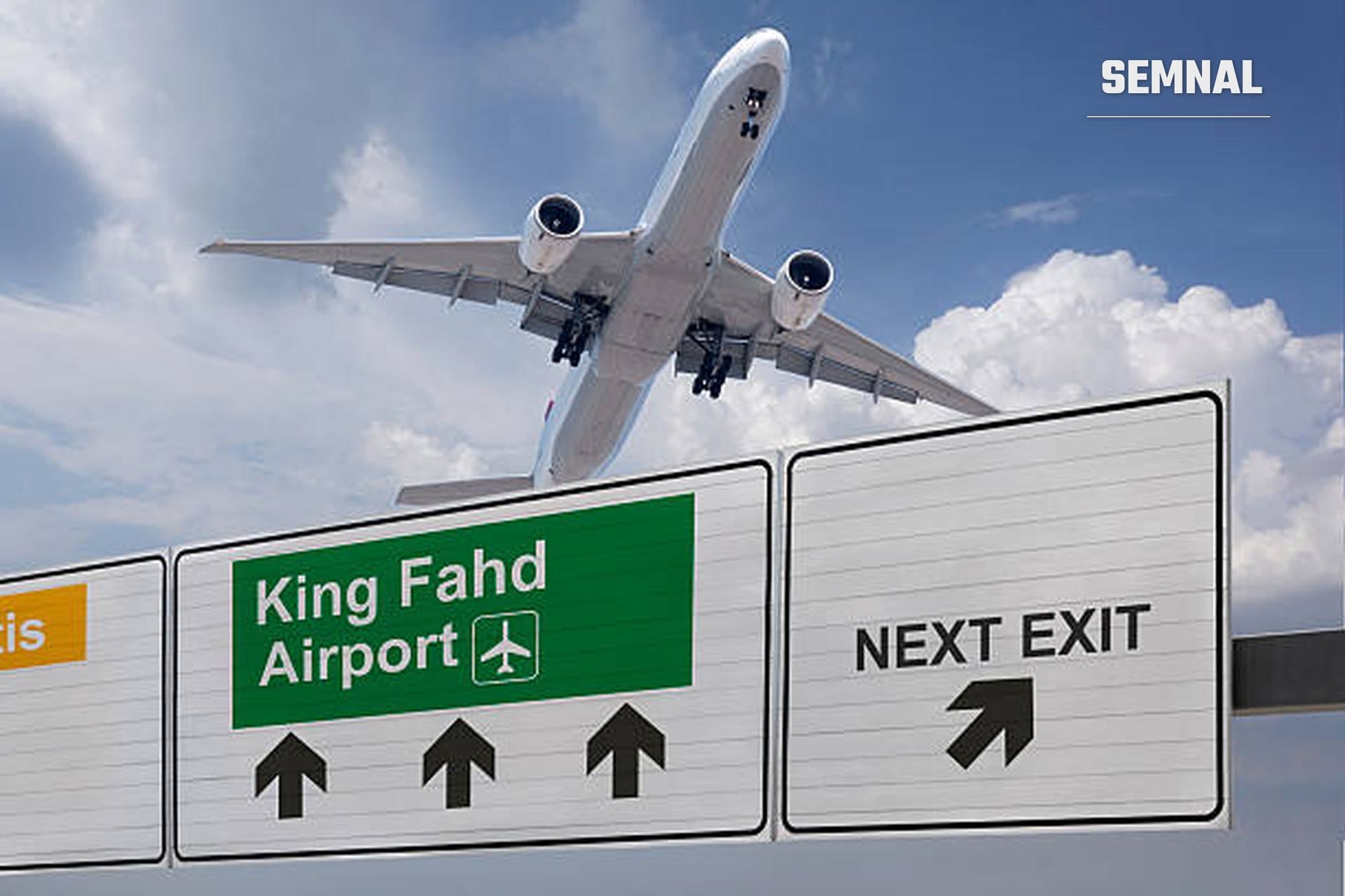 În imagine este un avion care decolează de pe Aeroportul International Regele Fahd din Dammam.