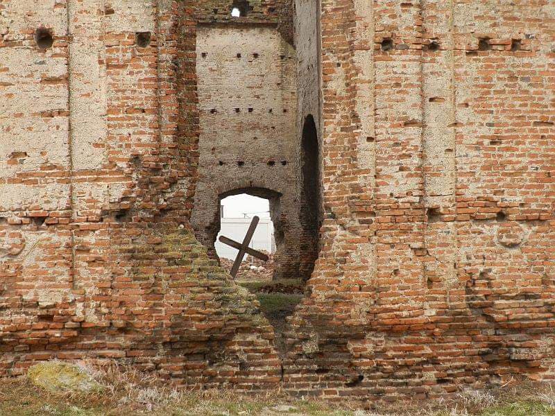 Experimentul Pitești: crucificat pe hârdăul plin cu fecale