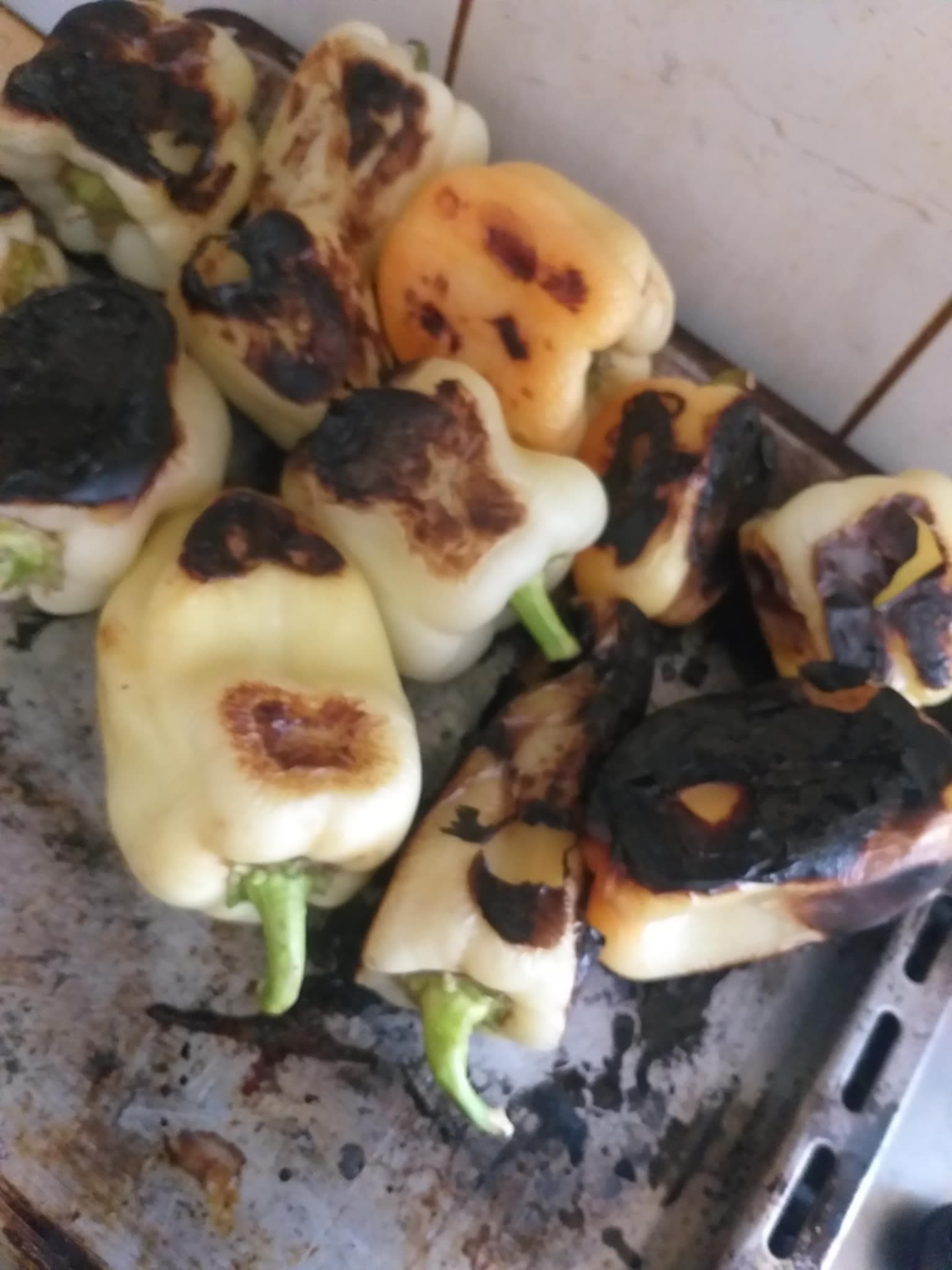 Lacrimi cu ardei copți