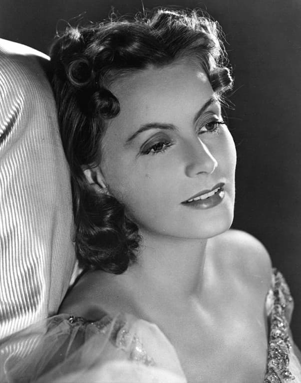 Greta Garbo, femeia-vampir a Hollywoodului