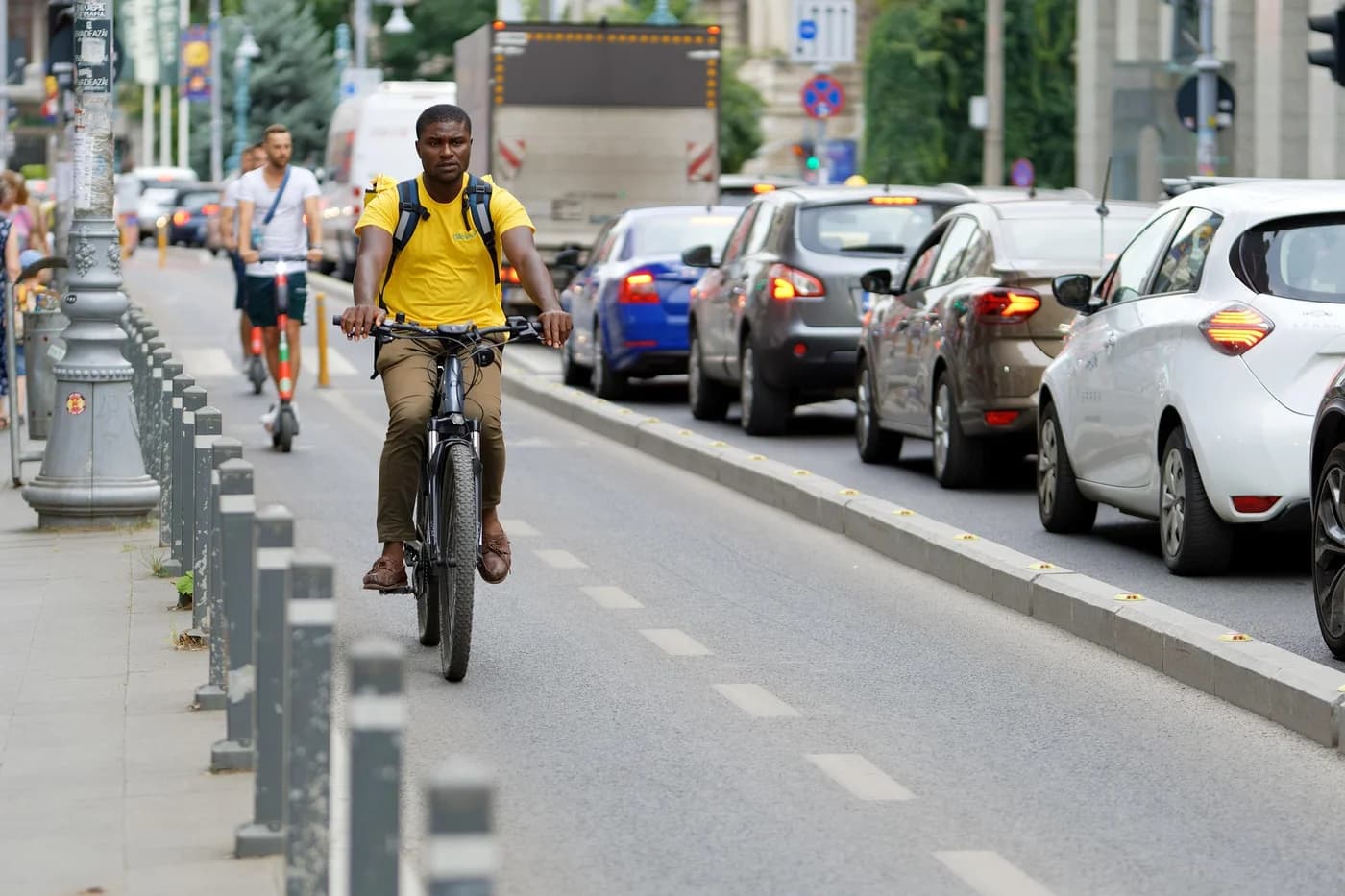 Comună din Cluj: pistă de biciclete de 2 milioane lei, dar fără trotuare