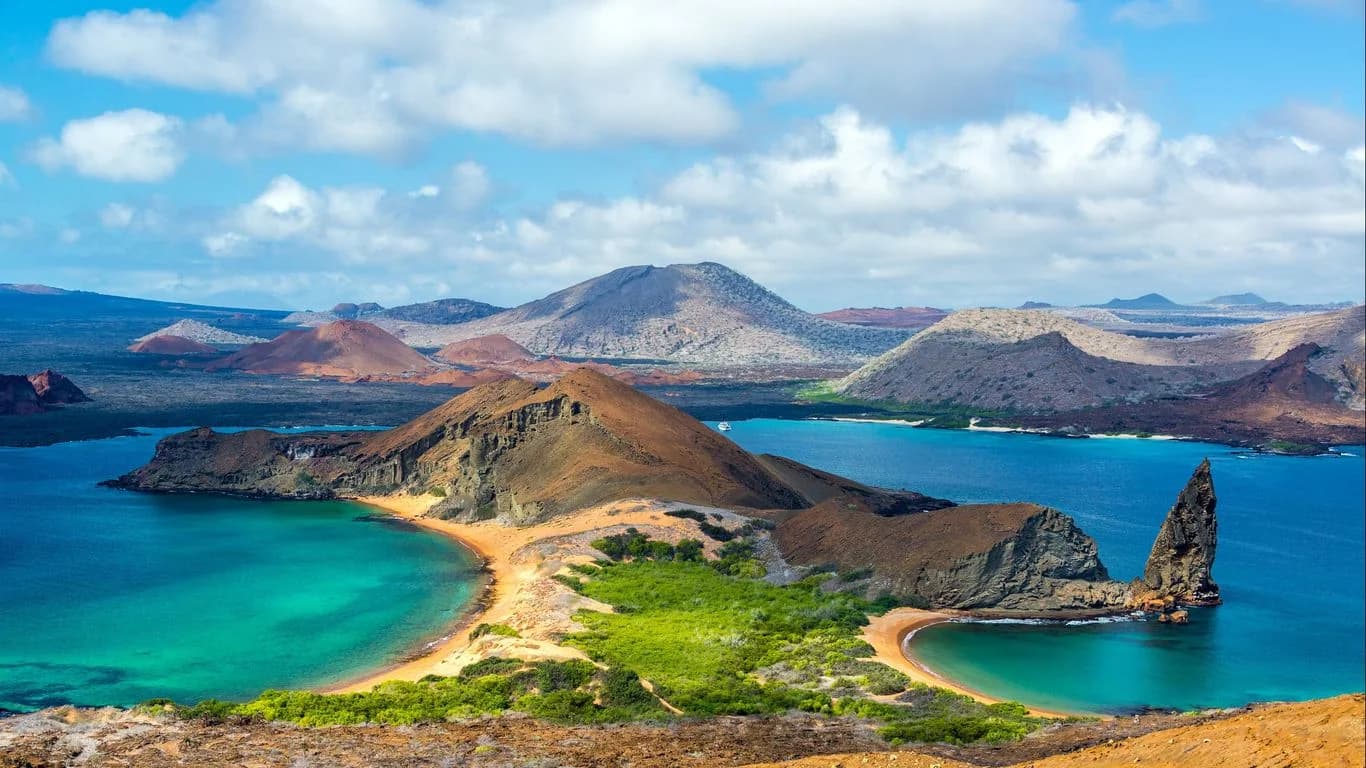 Insulele Galapagos: Biodiversitate Unică și Ecoturism Responsabil