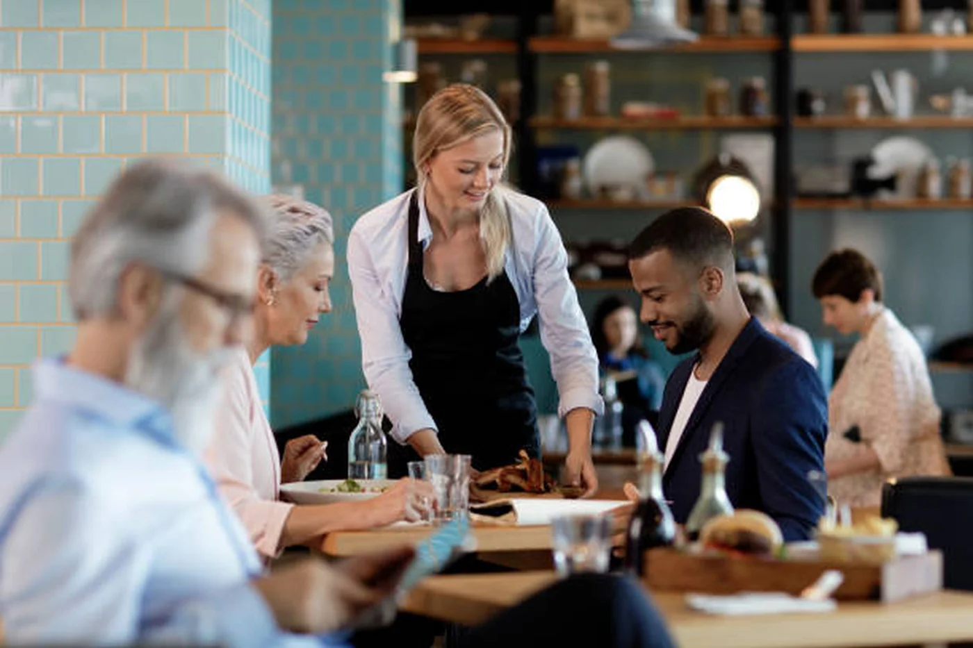 Restaurantul din Jullianges renaște cu meniuri de la 18 euro