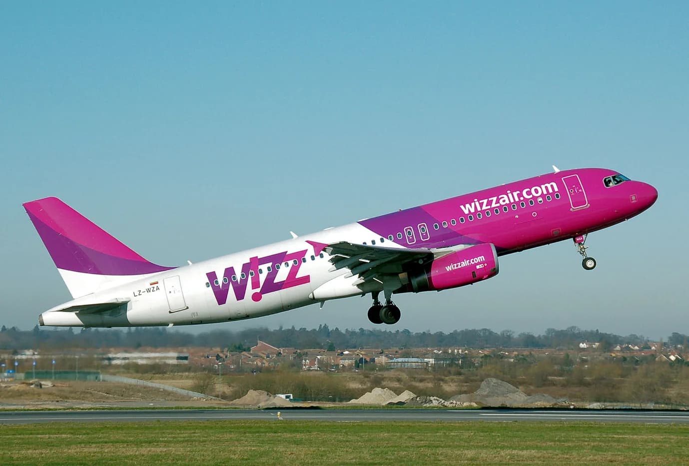 Wizz Air schimbă scaunele: mai mult spațiu la genunchi