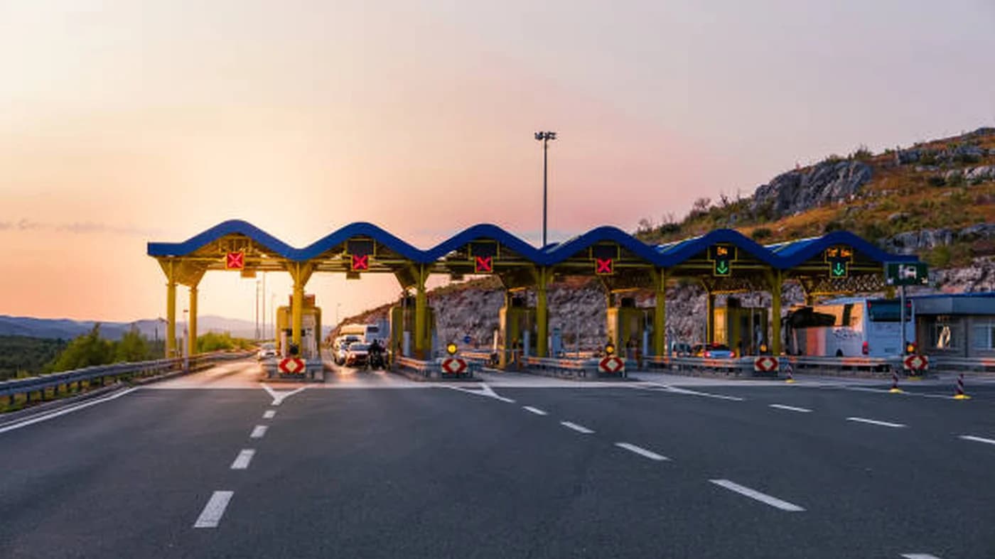 Olanda introduce taxă de drum pentru camioane din 2026
