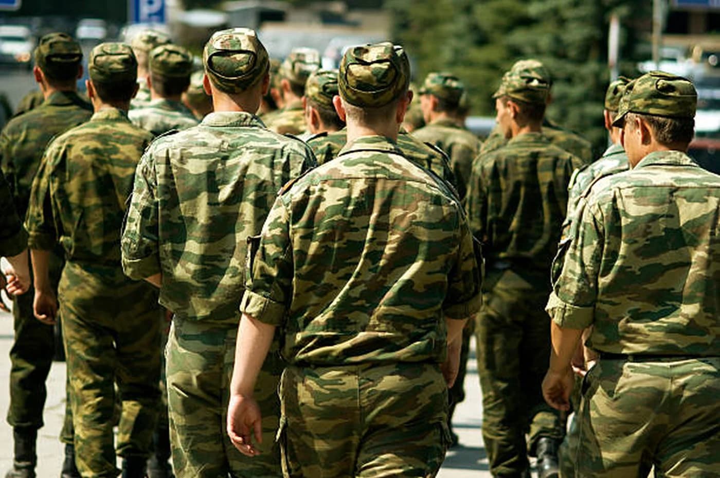 UE pregătește interdicții pentru militarii ruși