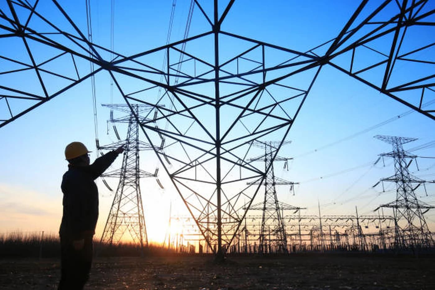 Bolojan denunță blocajul din energie prin avize scriptice