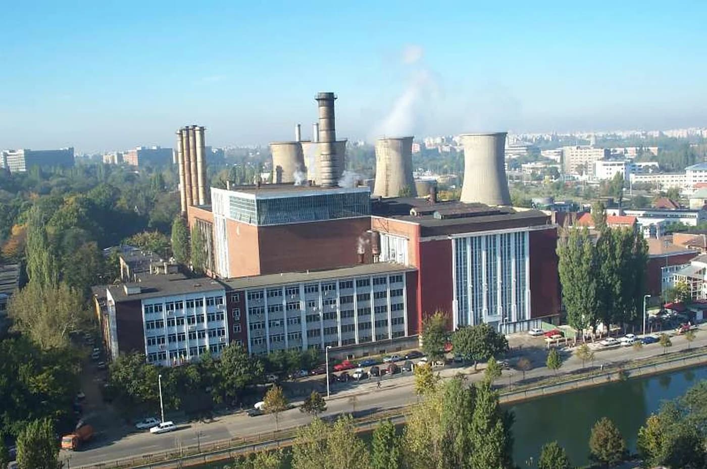 Lucrări la o conductă de termoficare din București