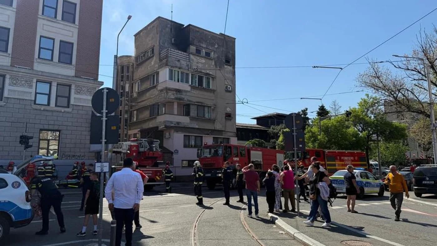 Incendiu lângă Gara de Nord: o persoană a fost găsită inconștientă