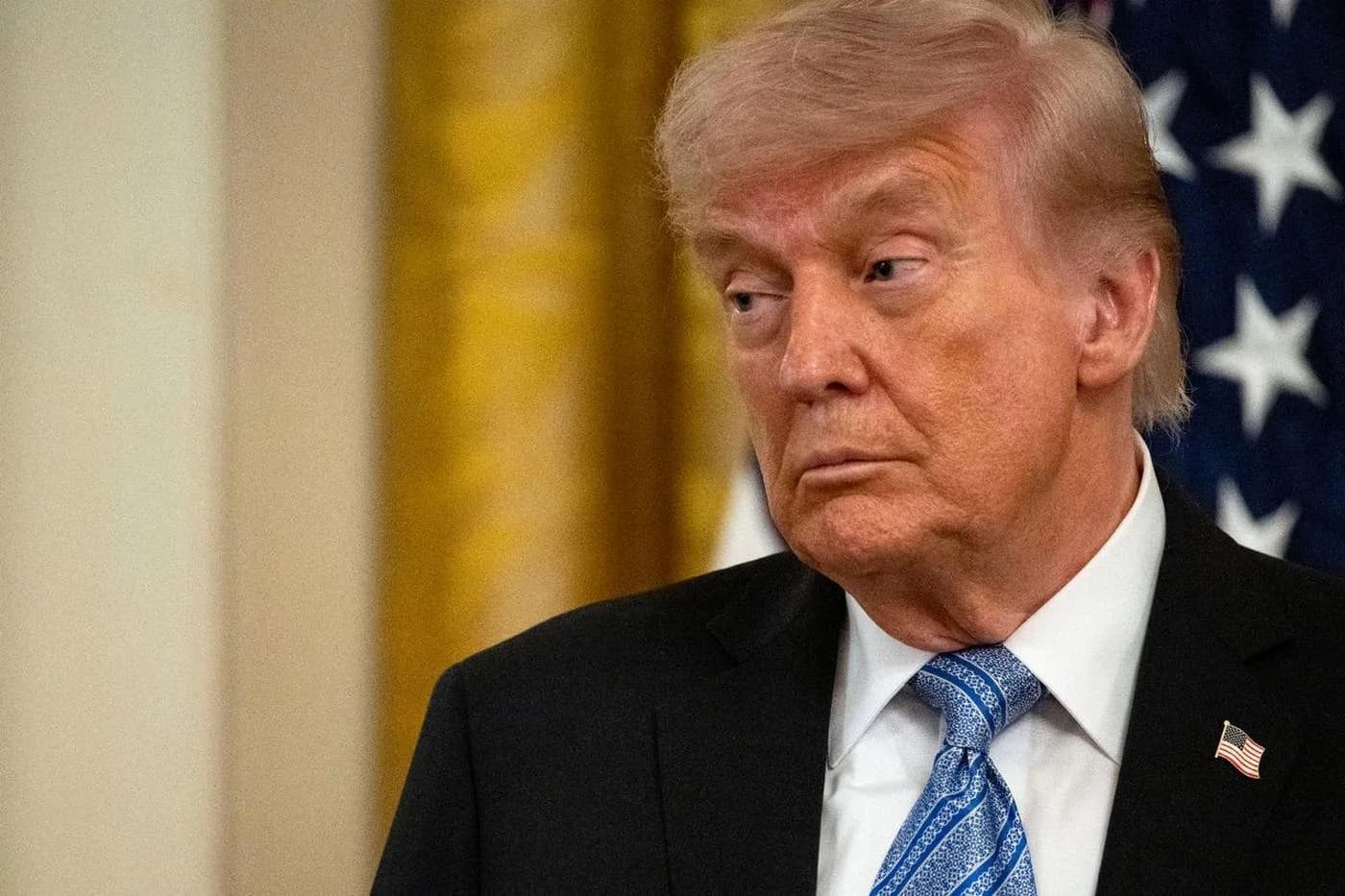 Trump taie fondurile pentru anchetele crimelor de război