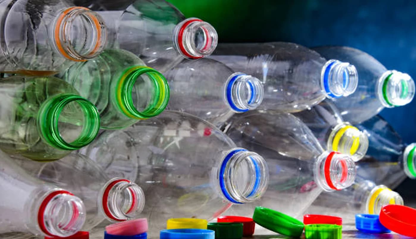 Fraudă în reciclarea PET-urilor: ANAF a găsit o fraudă de 18,41 milioane lei
