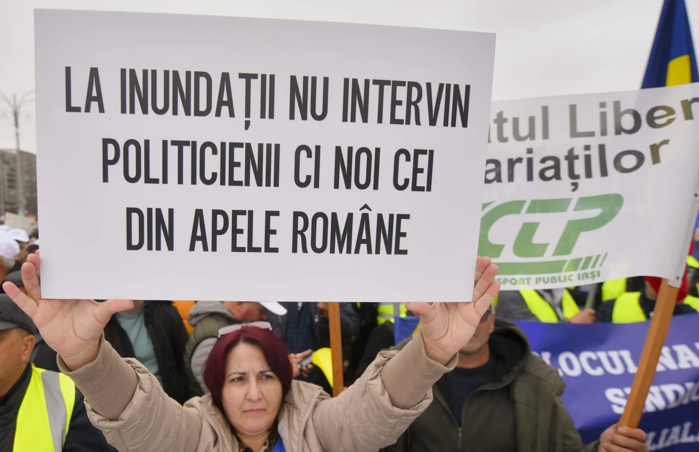 Protest la Apele Române: sindicaliștii cer angajări