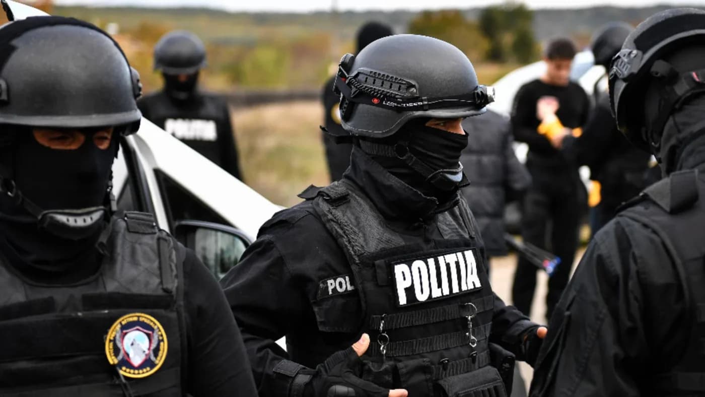 Percheziții în București și trei județe într-un dosar de violențe