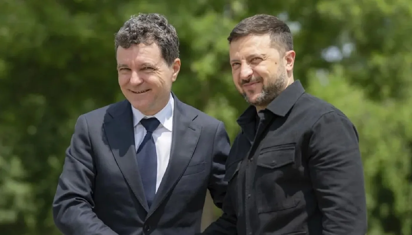 Nicușor Dan discută cu Zelenski despre drone