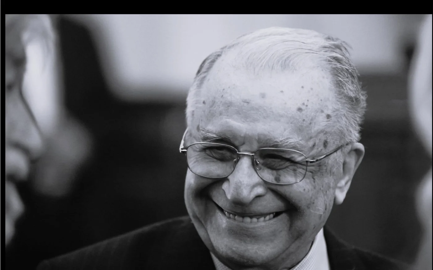 Arhivele MAE și războiul hibrid al lui Ion Iliescu