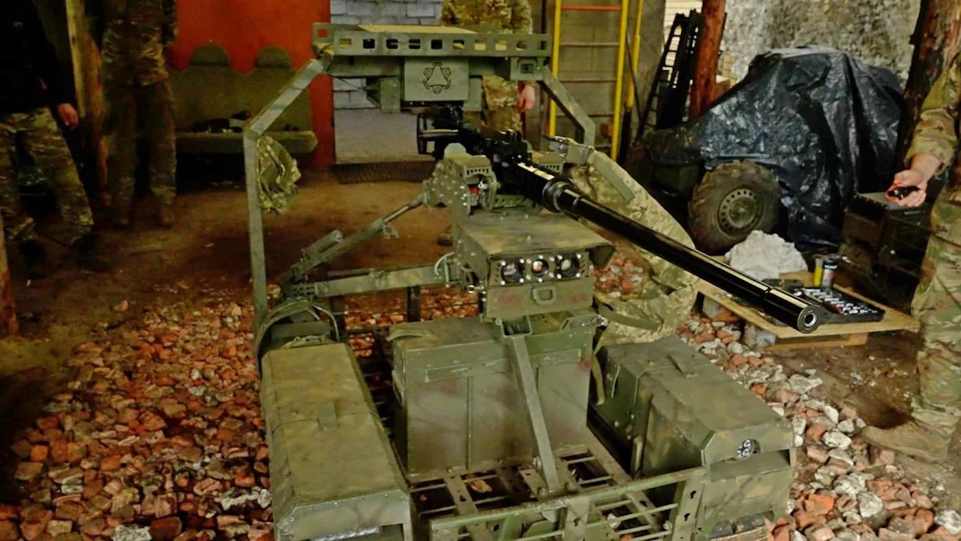 Roboții schimbă războiul din Ucraina și apasă Rusia