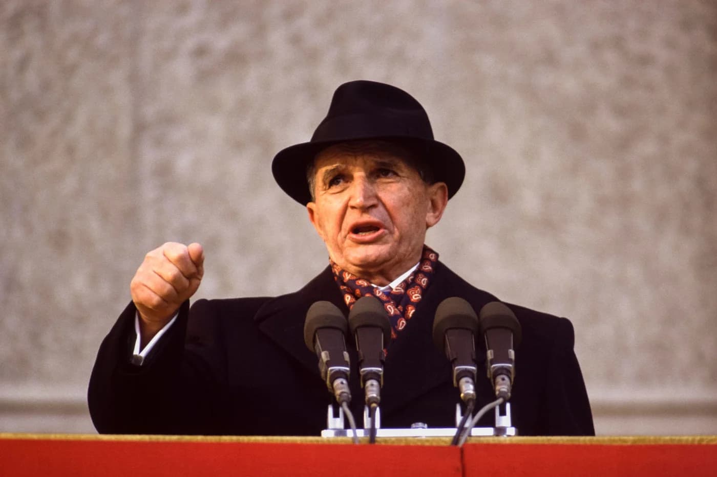 Chenarul negru din Scânteia Tineretului și moartea lui Ceaușescu