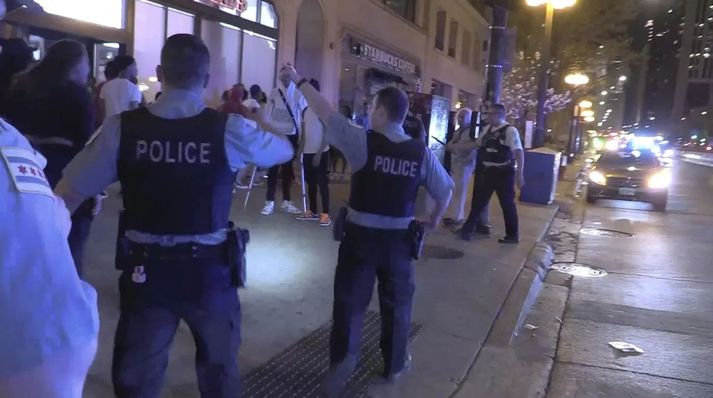 Trump cere intervenția militară după atacurile din Chicago
