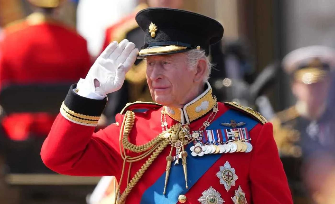 Charles renunță la Palatul Buckingham ca reședință