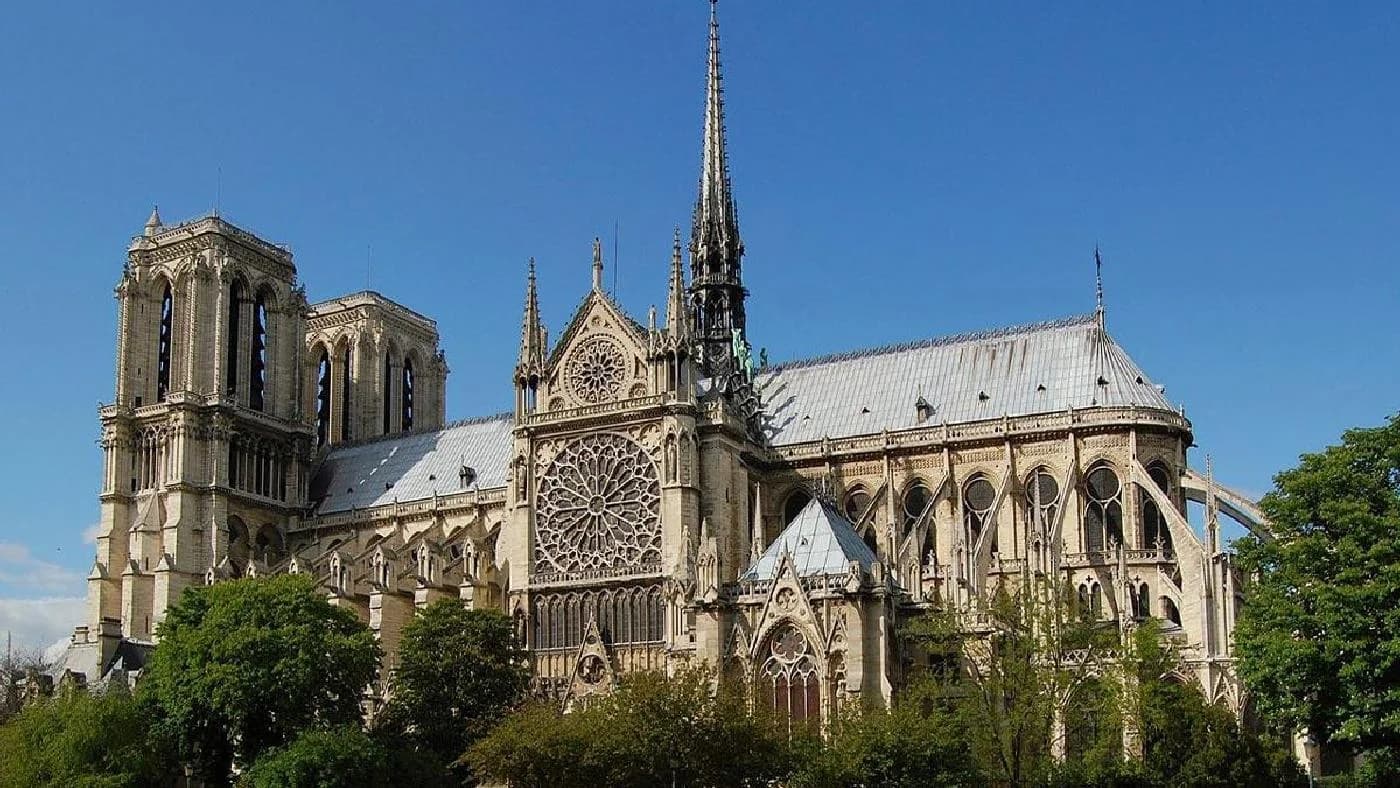 Notre-Dame intră într-o nouă etapă de restaurare