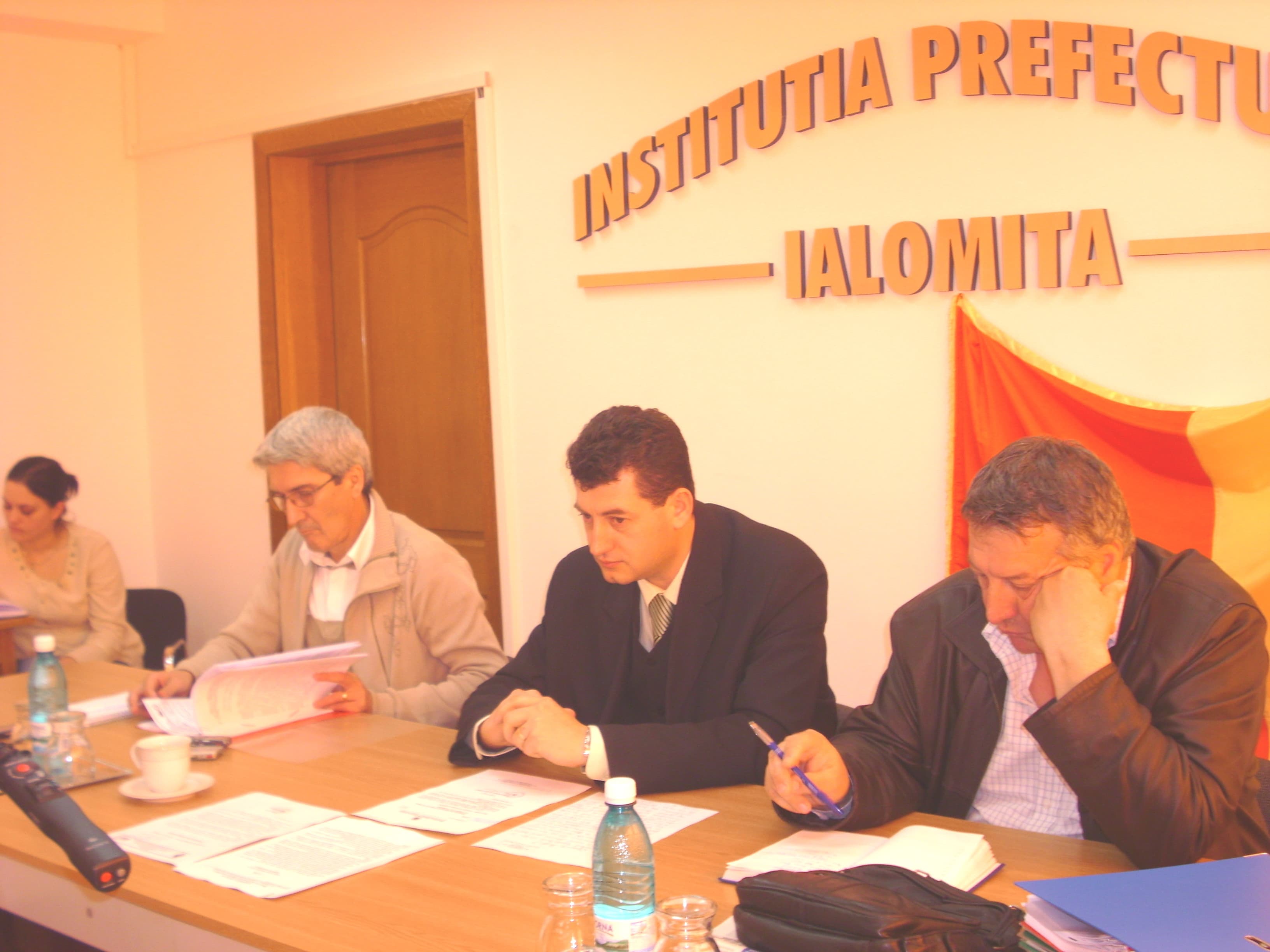 I-auziţi ce spune primarul Sloboziei:Prefectura s-a transformat în depozitarul unor pretinse „solicitări” ale cetăţenilor referitoare la calitatea apei
