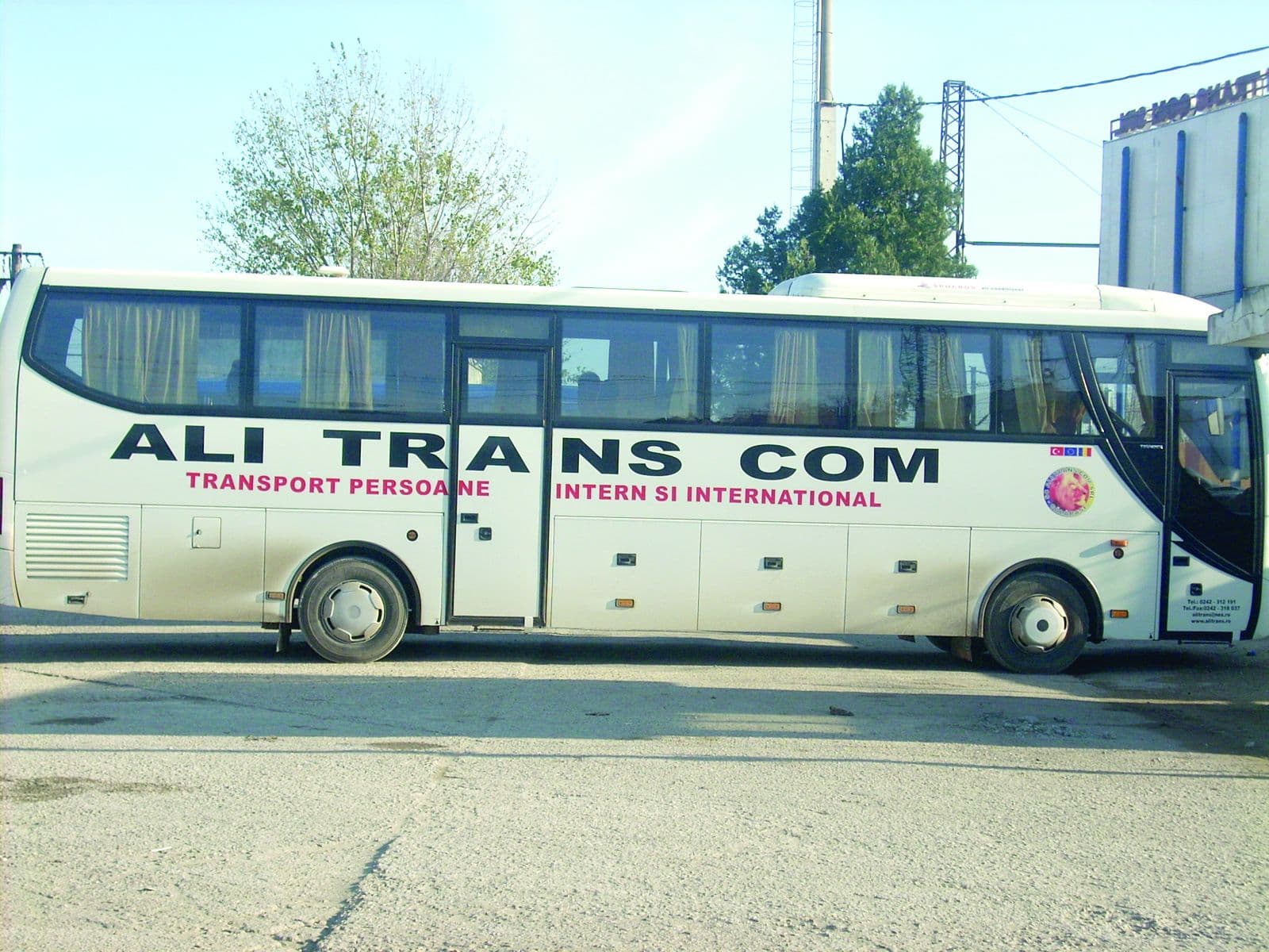Autobuzele Alitrans, cap de linie Prefab, si nu Modelu