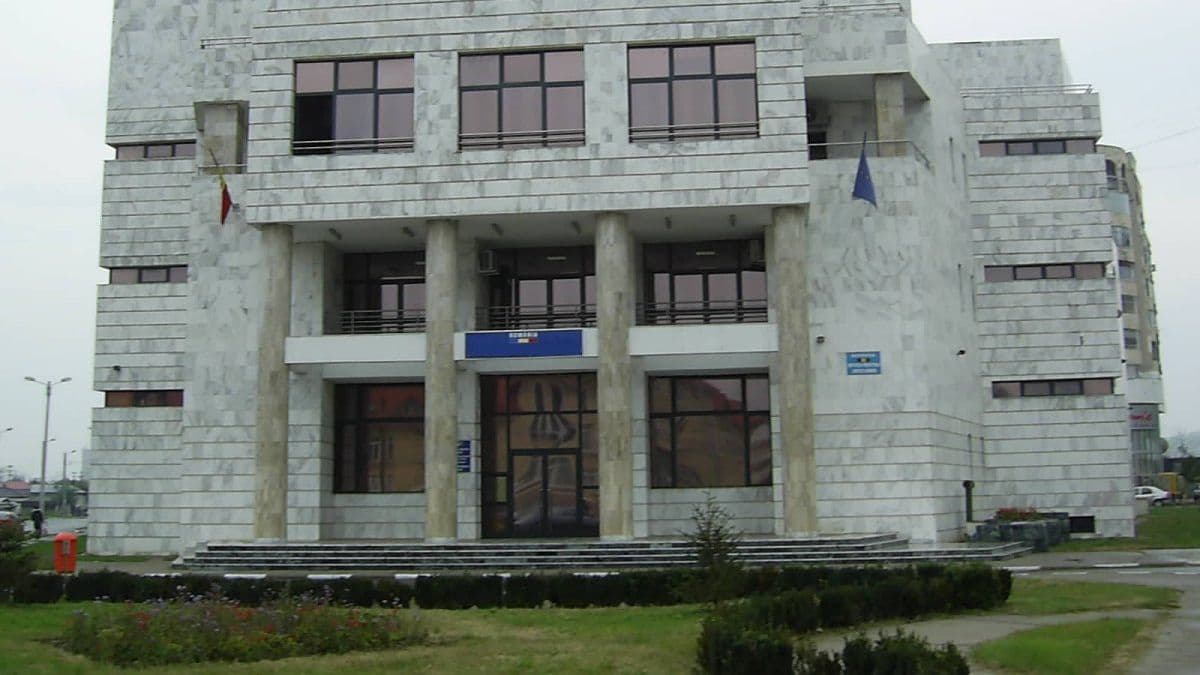 Giurgiu - Concursul „Prefect pentru o zi“, întrerupt în acest an din lipsă de fonduri