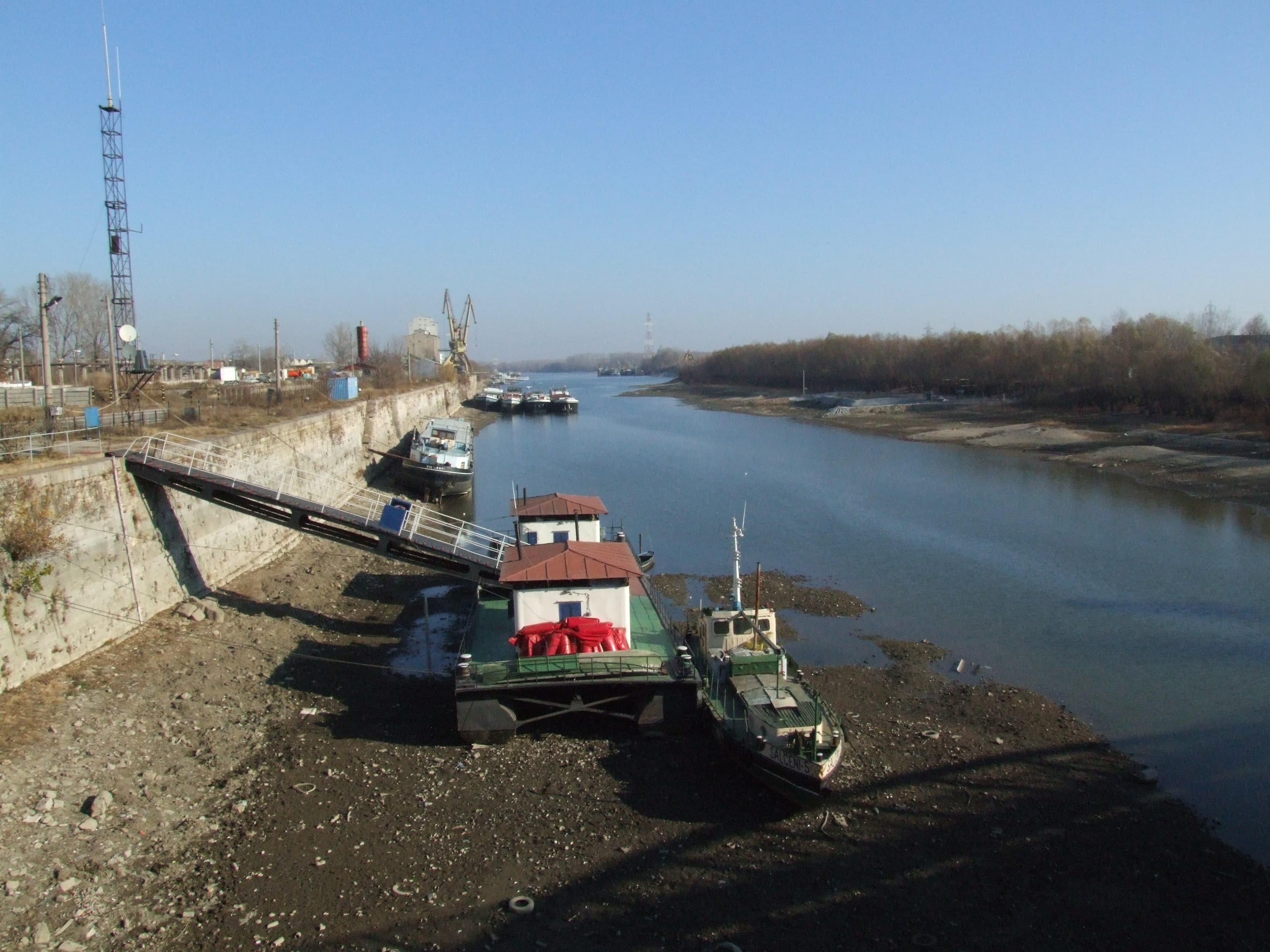 GIURGIU: Dunărea a ajuns la cote extrem de mici