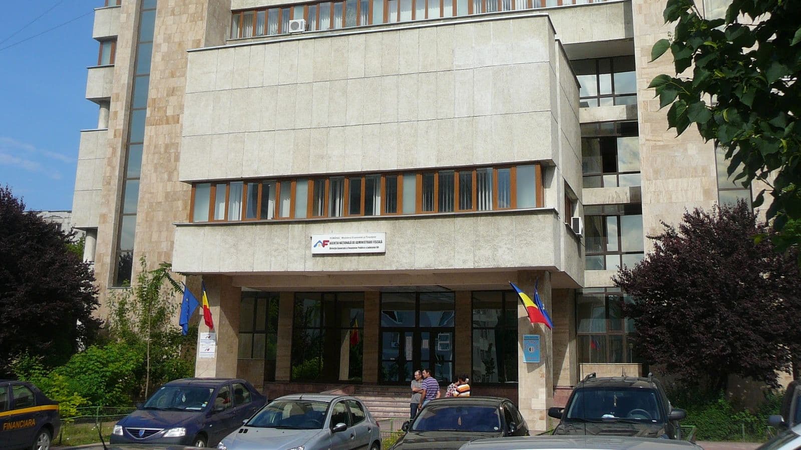 La 540 de licitatii, DGFP Olt a vandut numai 14 din bunurile sechestrate