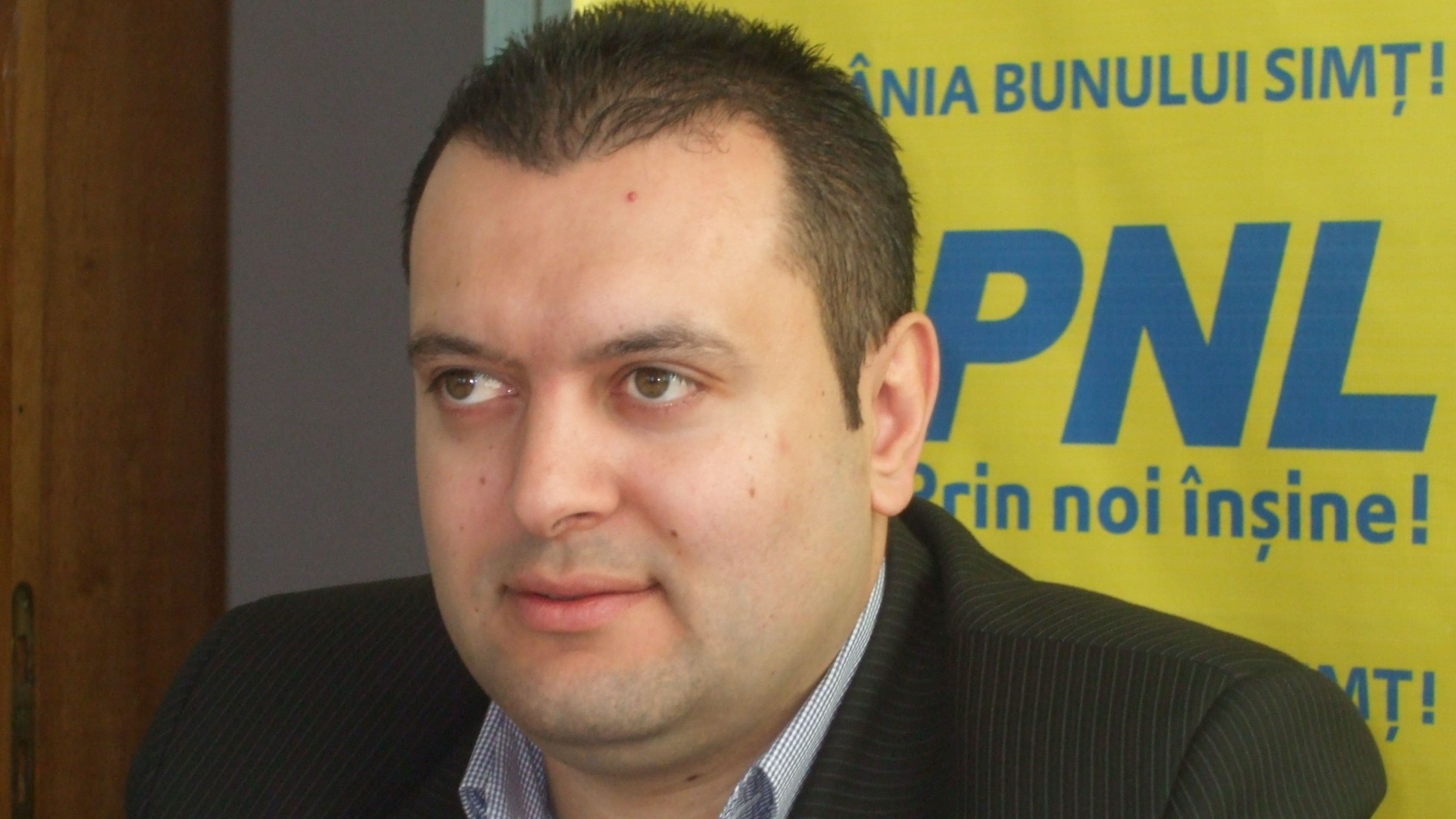 Olt - Incredibil, dar adevarat! - Liberalii de la Scornicesti mizeaza in alegeri pe progresistul Catalin Davidescu