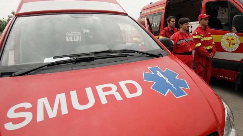 Explozia unei butelii a rănit două persoane la Poiana Țapului