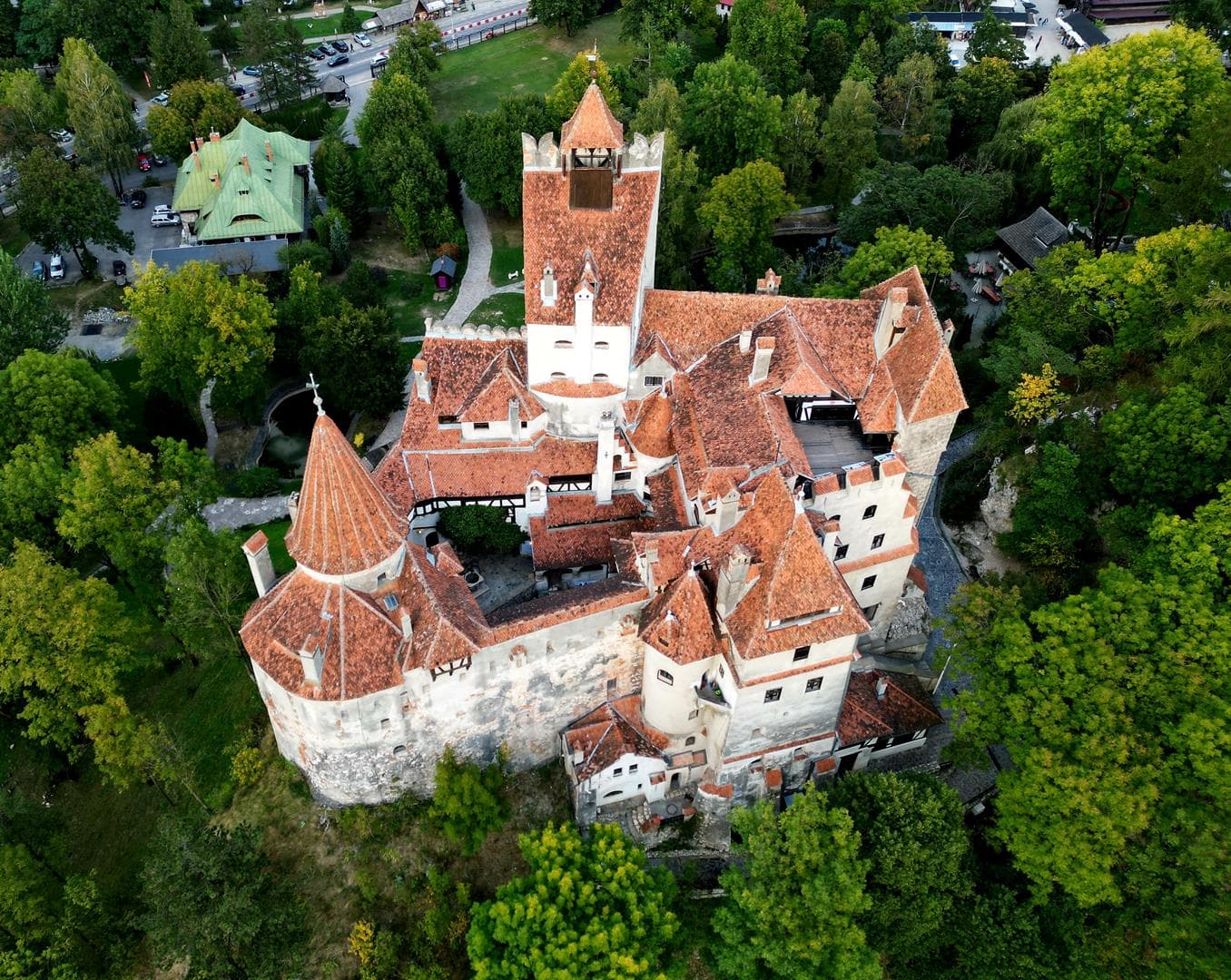 Castelul Bran: păstrătorul legendei și mărturia istorică
