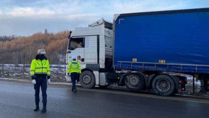 În Prahova s-au aplicat sancțiuni șoferilor de camioane ce amenință siguranța rutieră