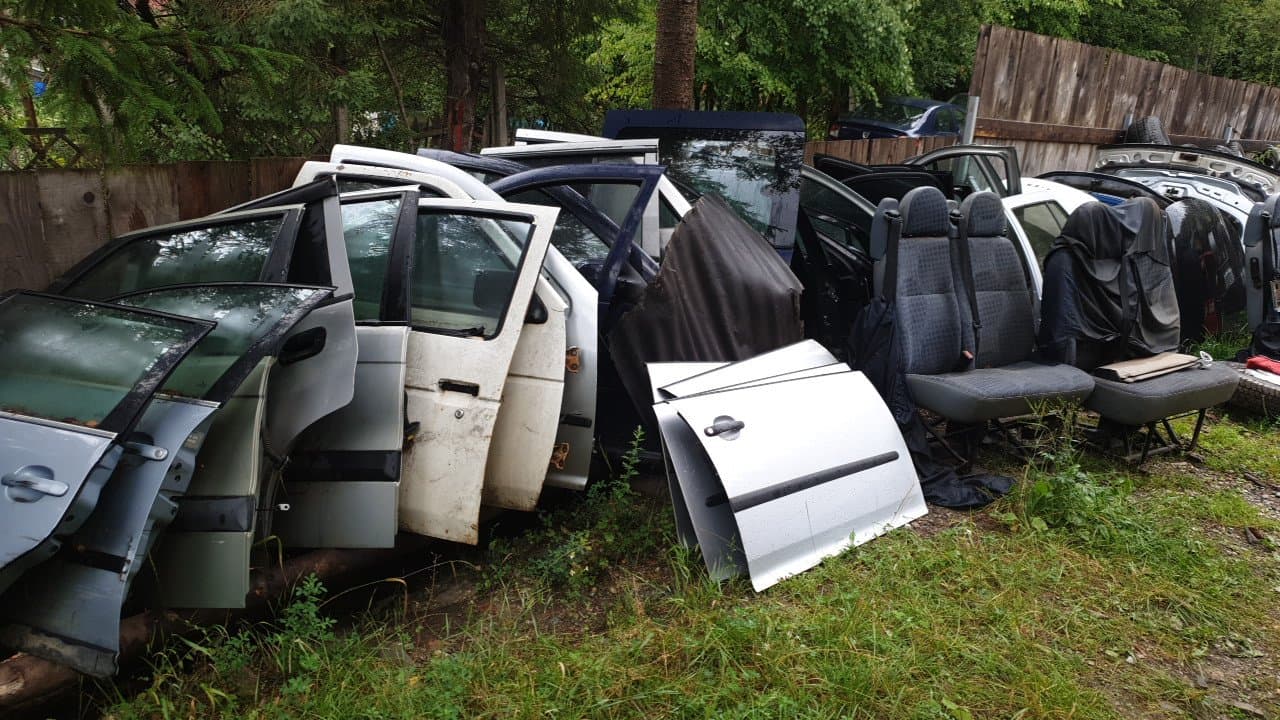 Inspectoratul Teritorial de Muncă Olt a sancționat mai multe firme de dezmembrări auto: Un angajator — Justiție