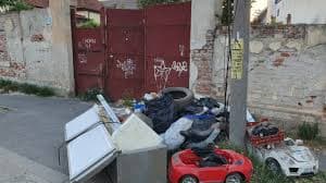 Amendă usturătoare pentru abandonarea unui frigider: Jandarmeria Maramureș sancționează cu 10.000 de — Natură