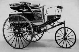Primul automobil Motorwagen