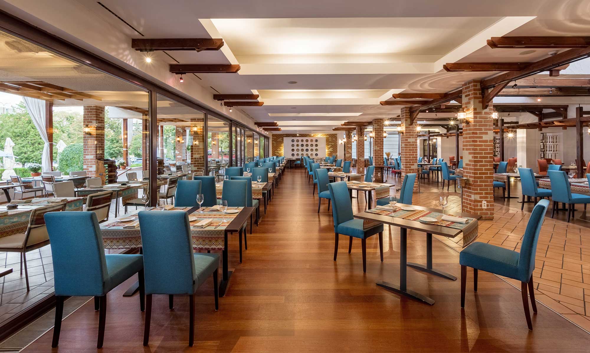 restaurant