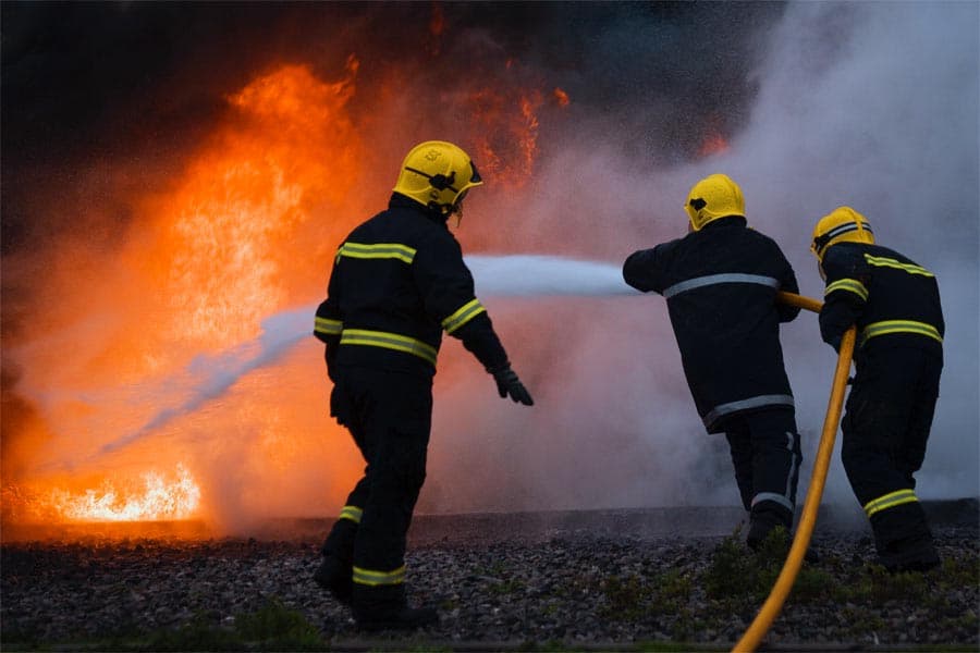 Pompieri Stingere Incendiu