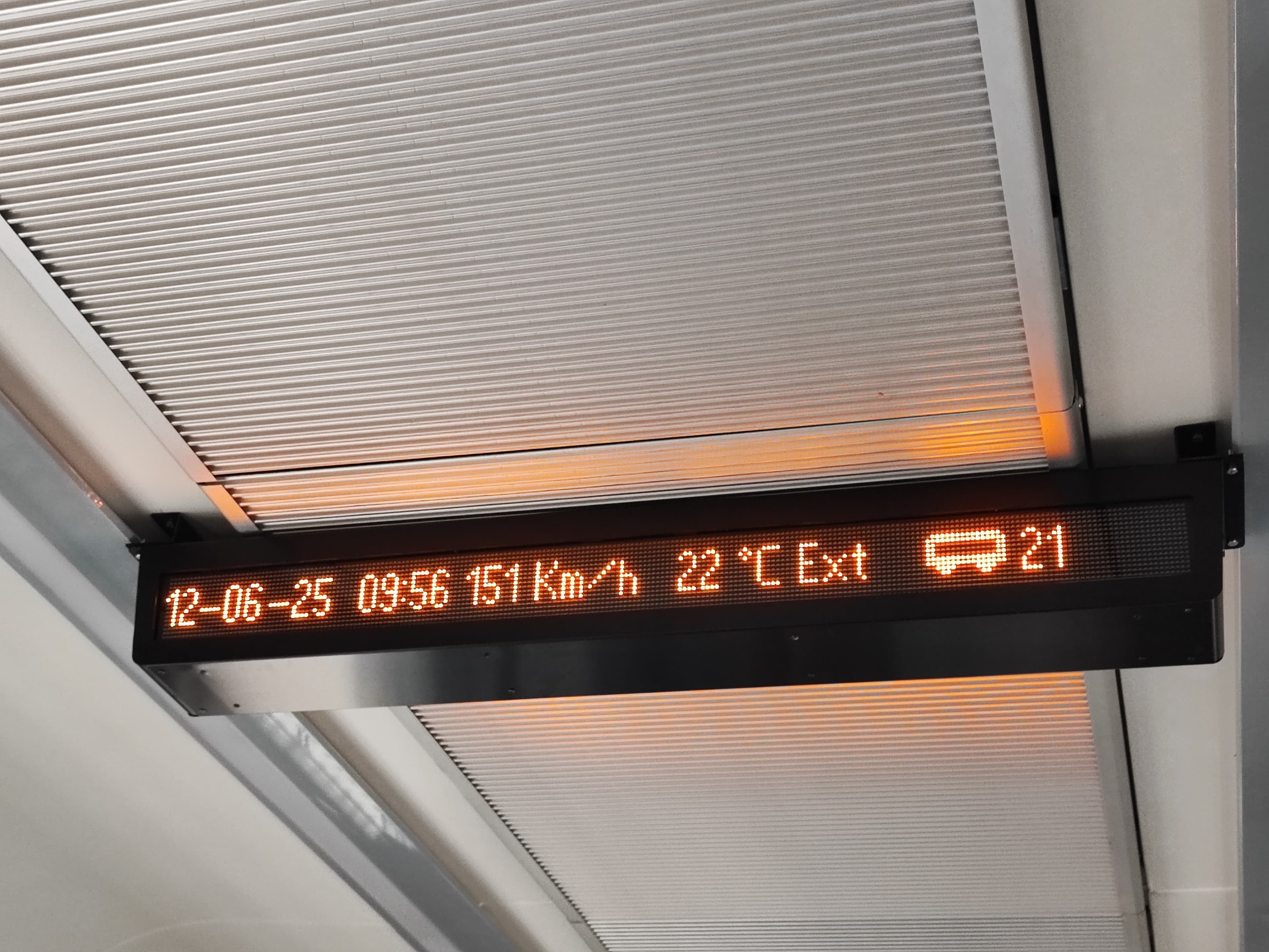 Discuție în tren cu Traian Preoteasa, directorul CFR Călători: Planurile, provocările și promisiunile pentru sezonul estival 2025