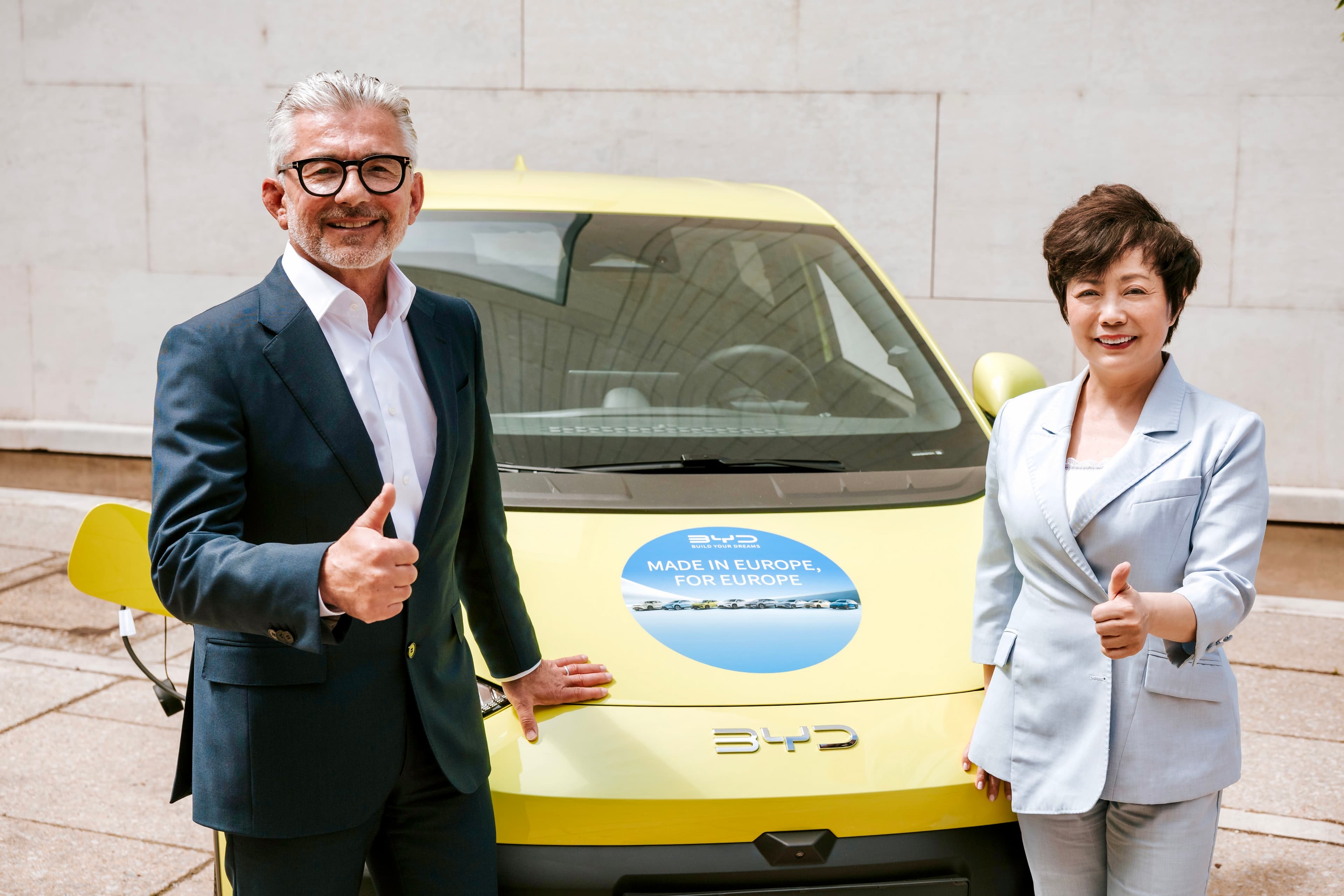 BYD și voestalpine anunță un parteneriat strategic pentru prima fabrică BYD din Europa. O colaborare cheie pentru mobilitatea electrică sustenabilă.