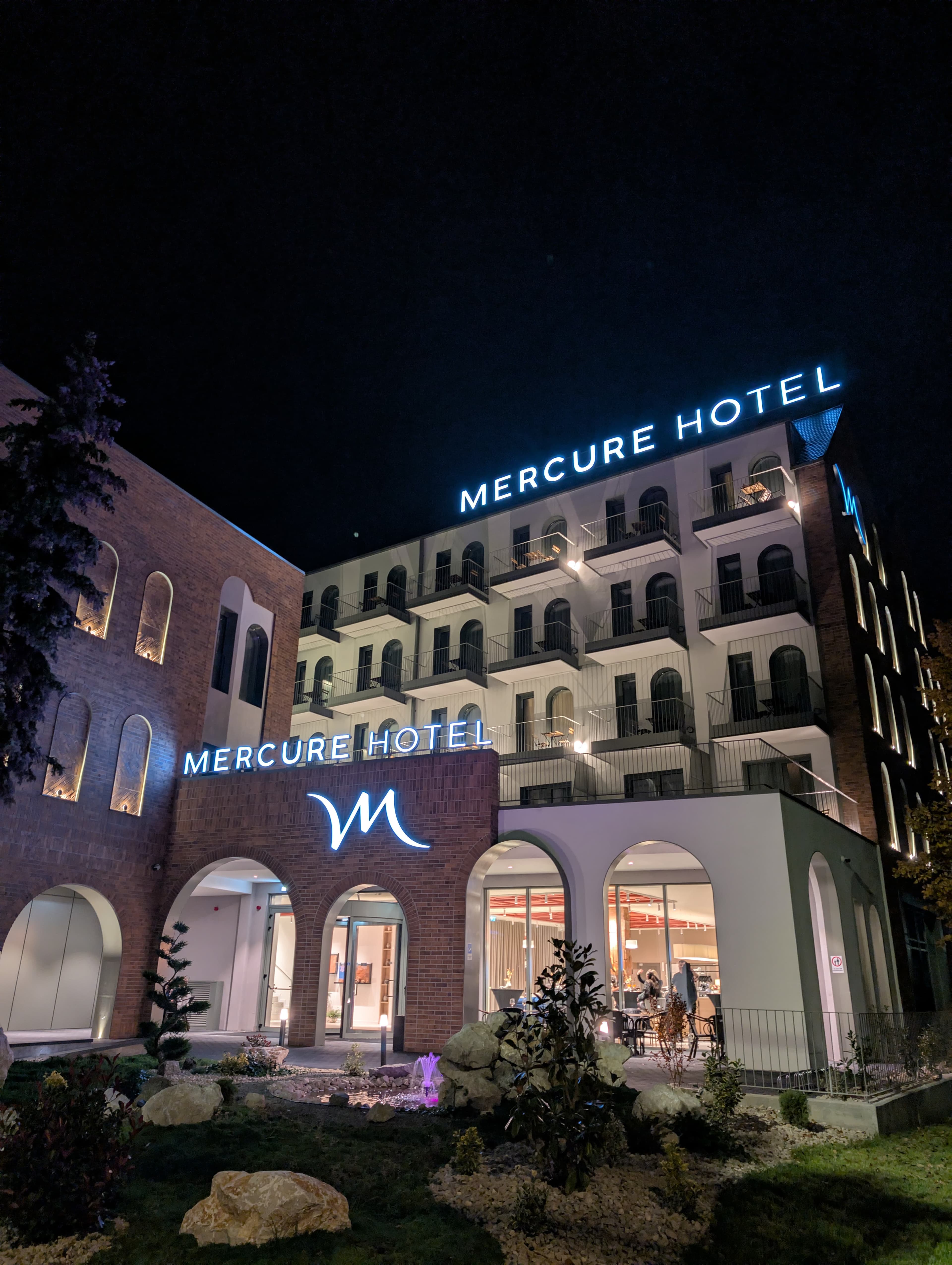 Hotelul Mercure Alba Iulia: acolo unde Roma Antică întâlnește ospitalitatea modernă